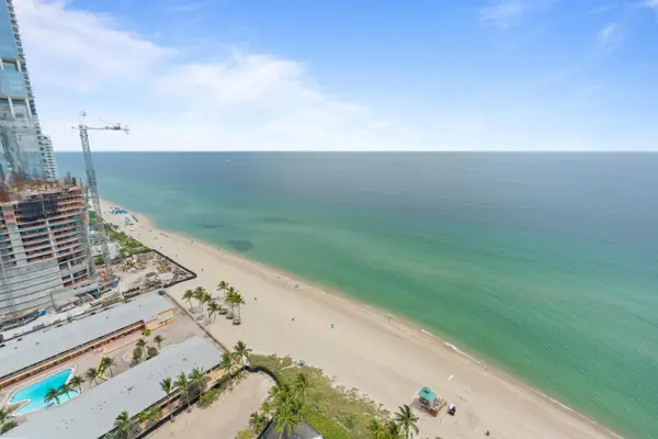 18201 Collins Avenue #3704, Sunny Isles Beach, FL 33160