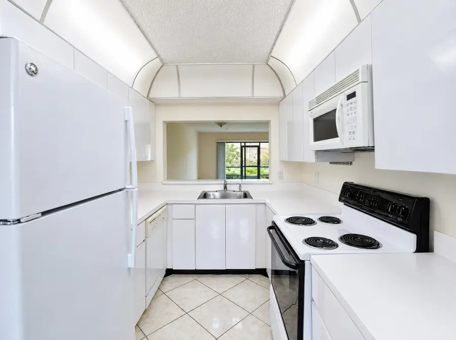 7915 Willow Spring #1218, Lake Worth, FL 33467 - #2