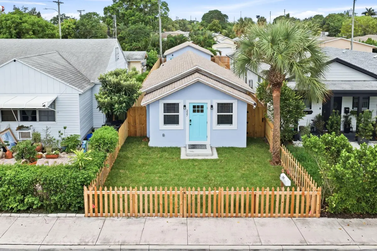227 S E Street, Lake Worth Beach, FL 33460 - #1
