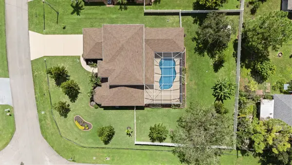 5740 NW Zenith Drive, Port St Lucie, FL 34986