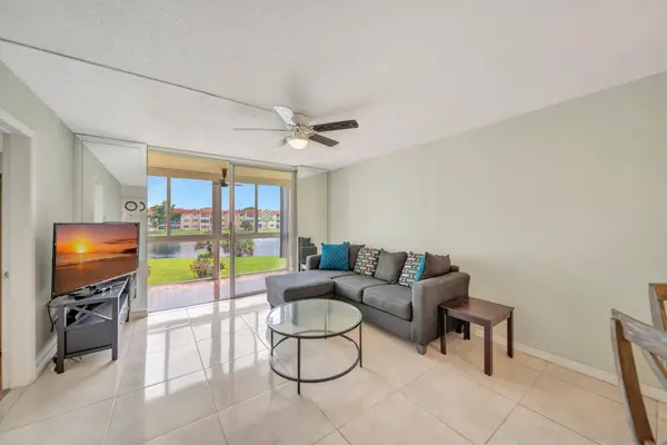 2700 Sunrise Lakes Drive W #201, Sunrise, FL 33322