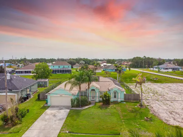 5593 NW Wesley Road, Port St Lucie, FL 34986