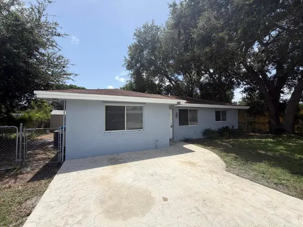 5900 SW 26th Street, West Park, FL 33023