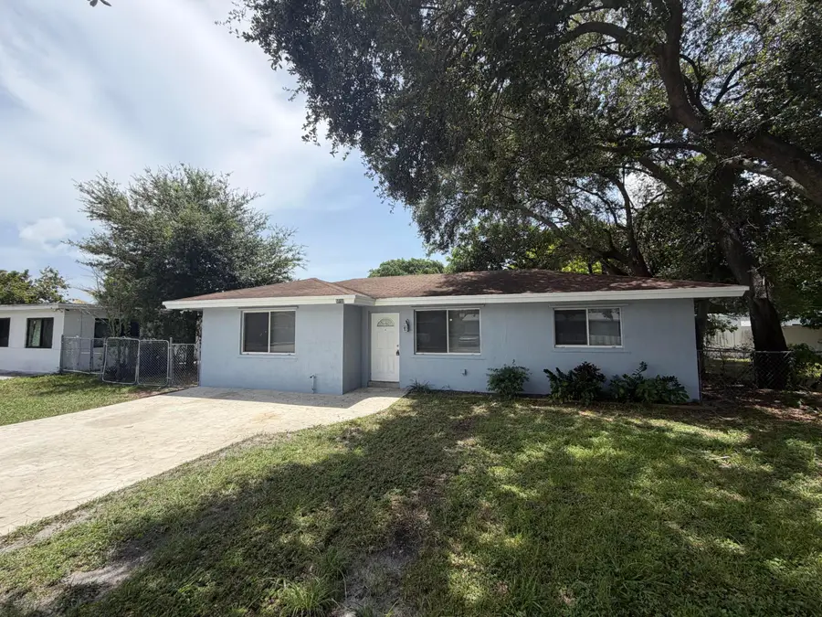 5900 SW 26th Street, West Park, FL 33023 - #2