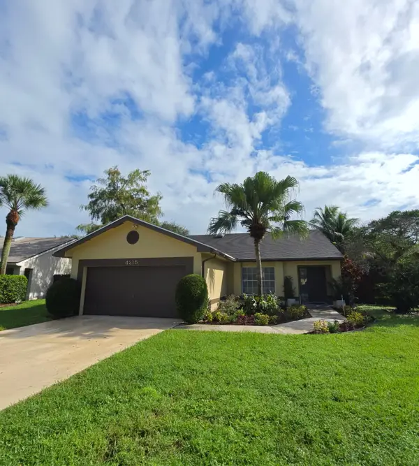 4215 Green Forest Way, Boynton Beach, FL 33436