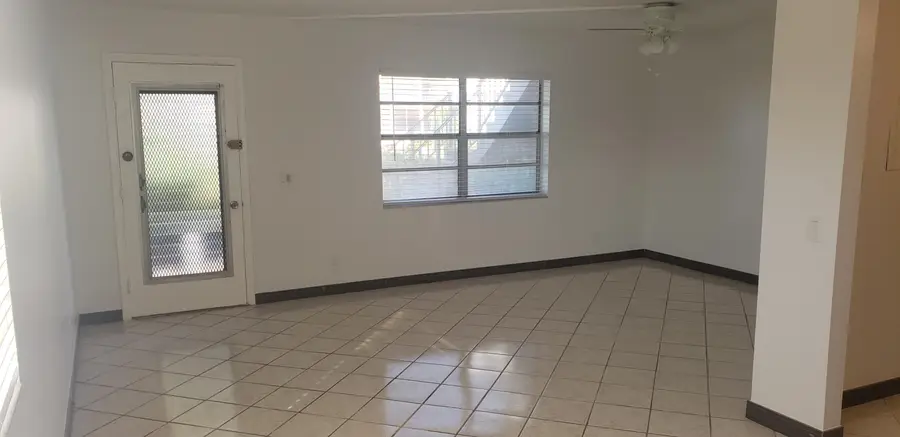 529 Burgundy L, Delray Beach, FL 33484 - #3
