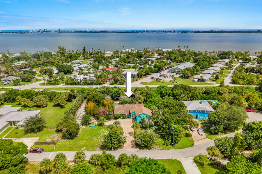 1271 NE Sunrise Terrace, Jensen Beach, FL 34957 - #3
