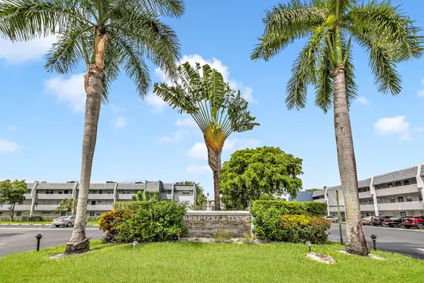7797 Golf Cir Drive #J 110, Margate, FL 33063