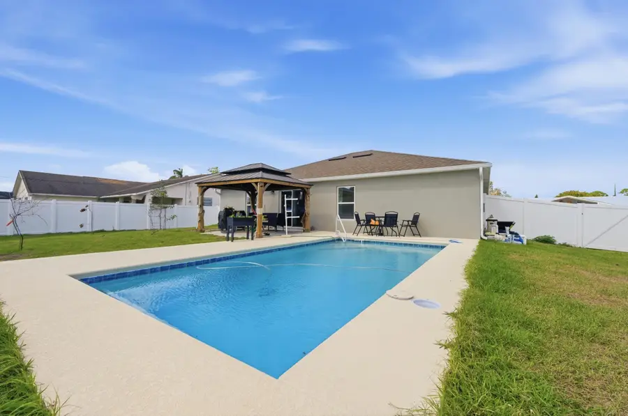 684 SE Crescent Avenue, Port Saint Lucie, FL 34984 - #2
