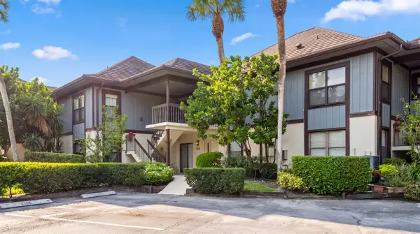 13329 Polo Club Road #105, Wellington, FL 33414