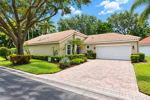 5379 Brookview Drive, Boynton Beach, FL 33437