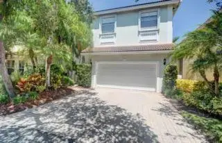 1115 Papaya Street, Hollywood, FL 33019