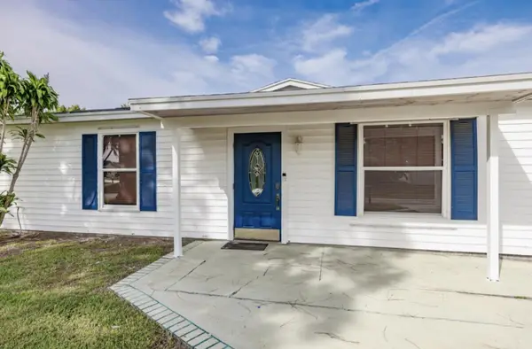 1810 SW Gemini Lane, Port St Lucie, FL 34984