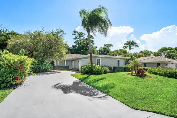 6387 Eastpointe Pines Street, Palm Beach Gardens, FL 33418