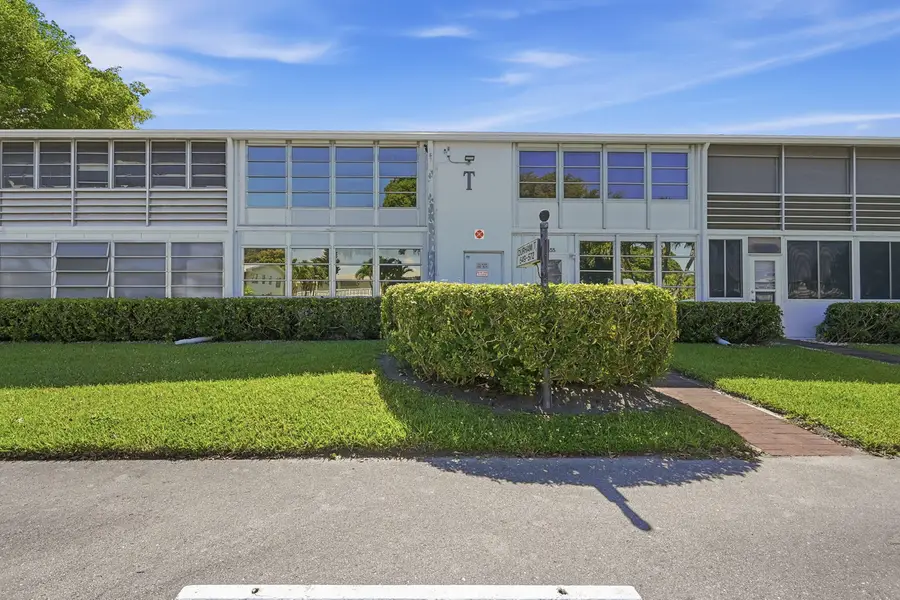 551 Durham Circle #T, Deerfield Beach, FL 33442 - #2