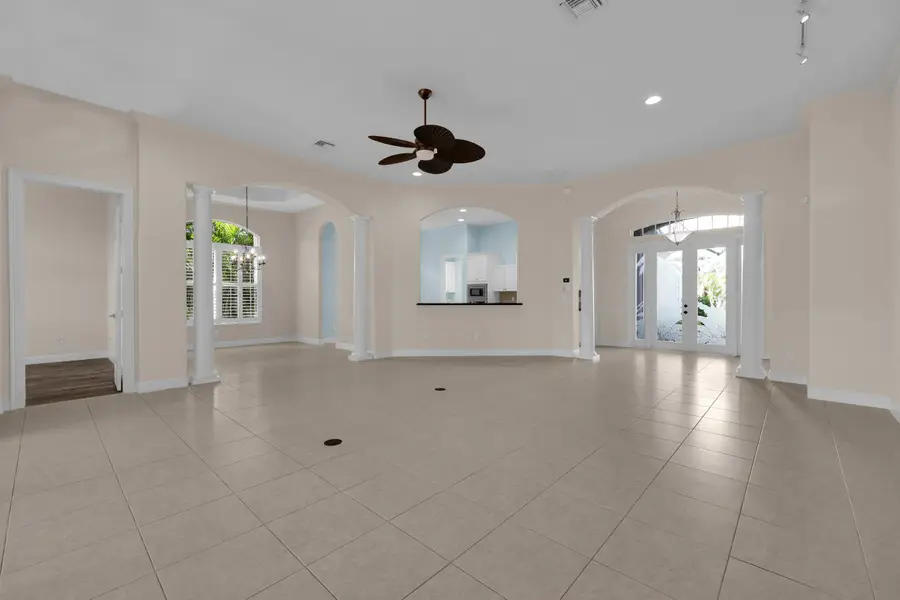 1417 W Island Club Square, Vero Beach, FL 32963 - #3