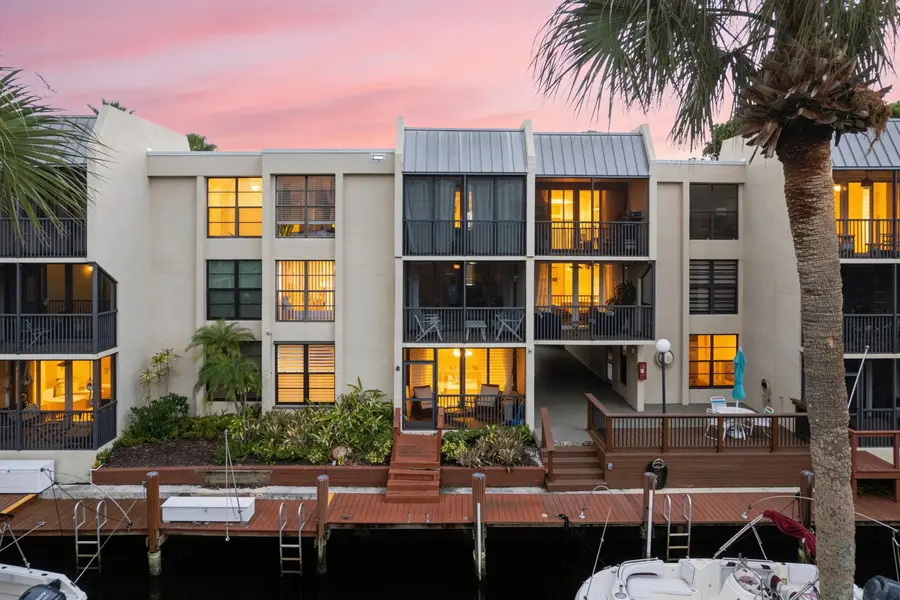 16 Royal Palm Way #205, Boca Raton, FL 33432 - #3