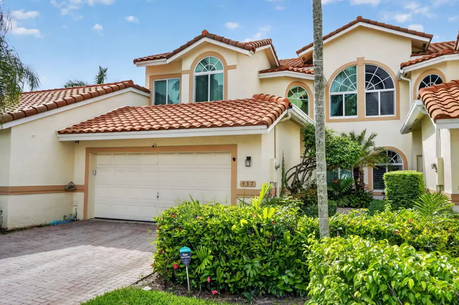 457 W Palm Aire Drive, Pompano Beach, FL 33069 - #2
