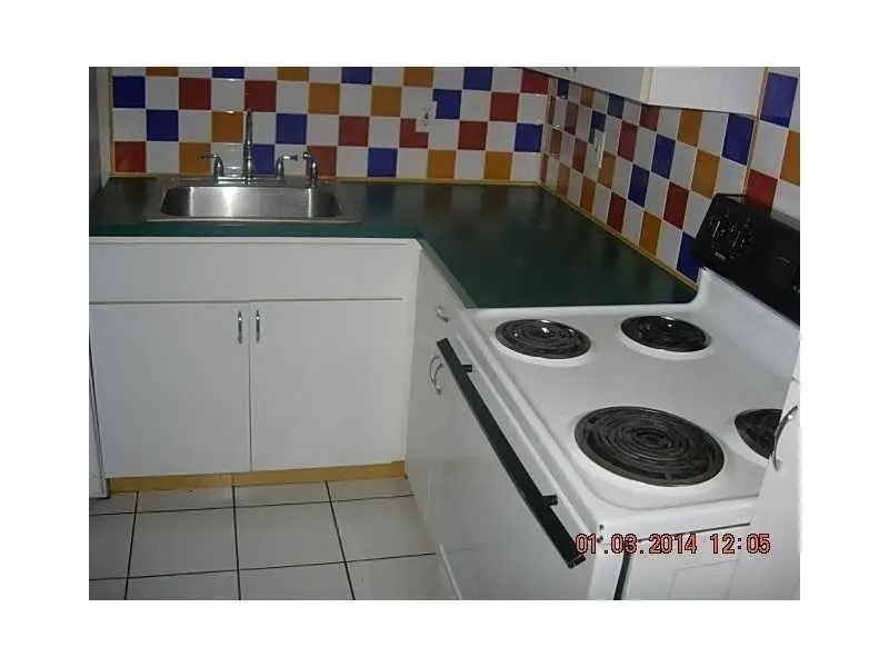 528 Meridian Avenue #204, Miami Beach, FL 33139 - #2