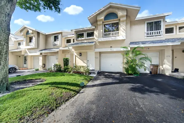 2276 Discovery Circle W #2276, Deerfield Beach, FL 33442