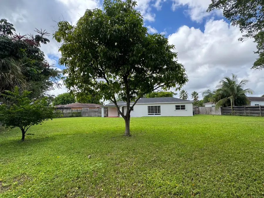 8306 NW 74th Terrace, Tamarac, FL 33321 - #2