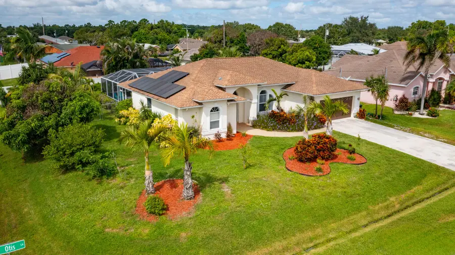 3210 SE Otis Lane, Port Saint Lucie, FL 34984 - #3