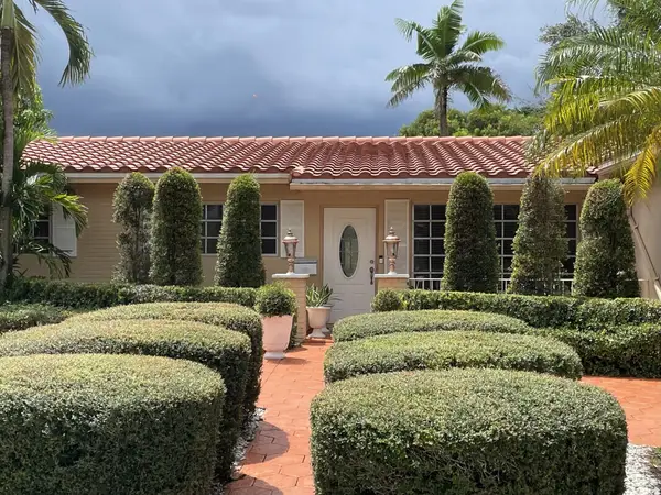 8670 NW 19th Street, Pembroke Pines, FL 33024