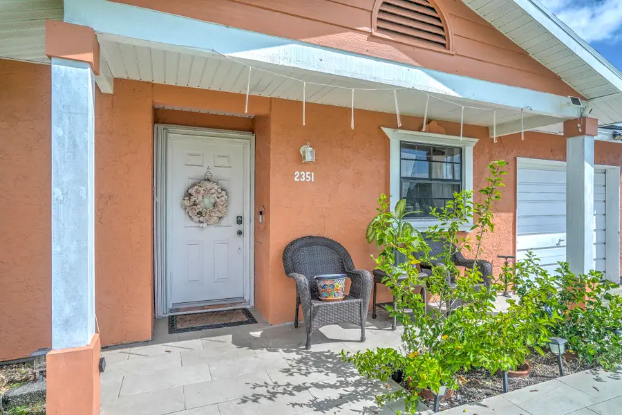 2351 SE Fruit Avenue, Port Saint Lucie, FL 34952 - #2