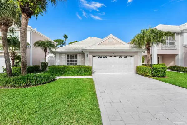 12 Elgin Lane, Palm Beach Gardens, FL 33418