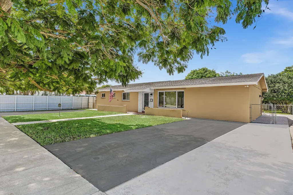 2624 SW 107th Court, Miami, FL 33165 - #1