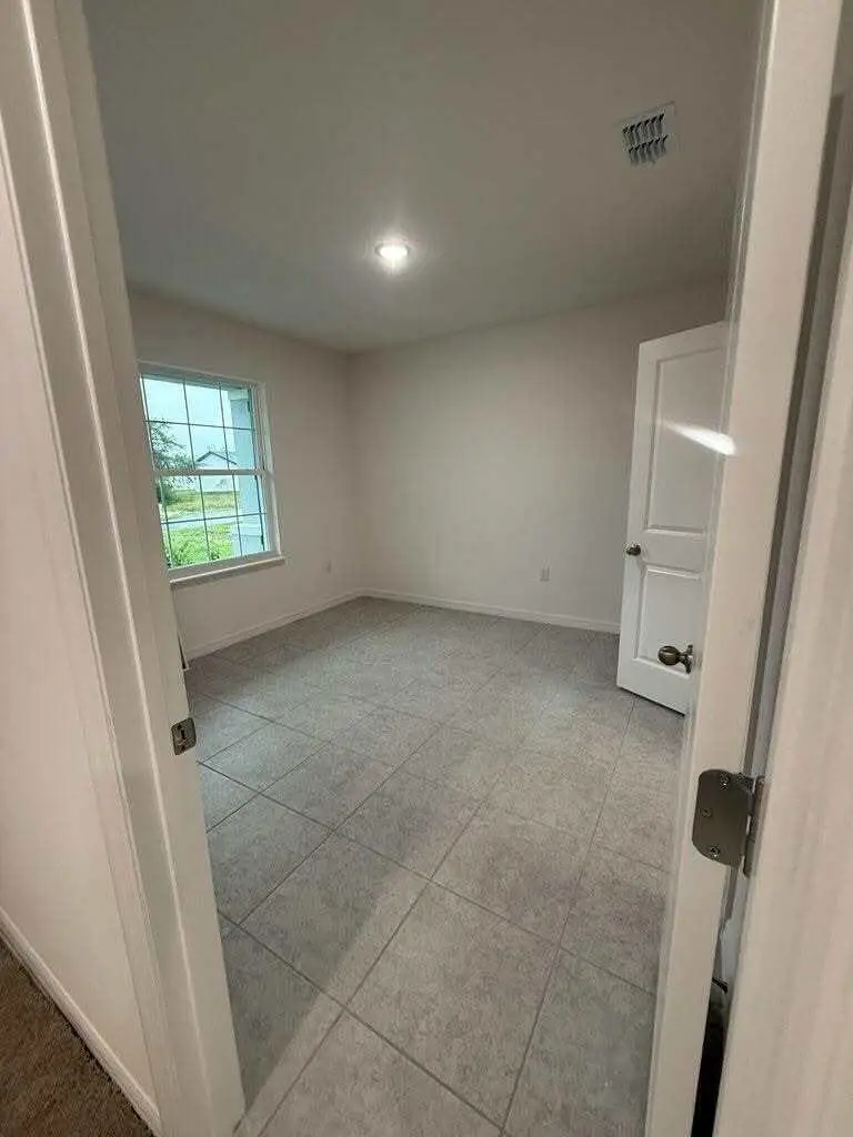 1307 Hillsborough Lane, Poinciana, FL 34759 - #3