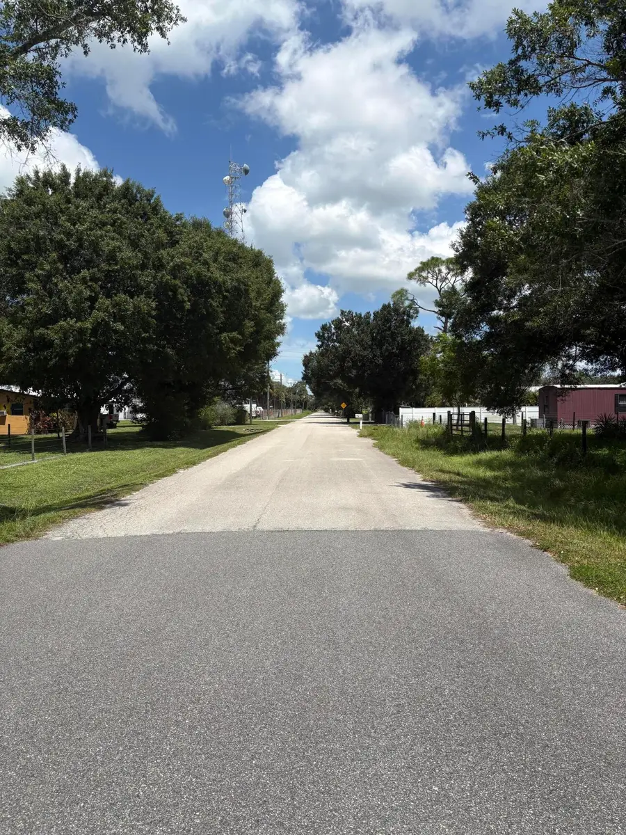 854 NE 42nd Terrace, Okeechobee, FL 34972 - #3