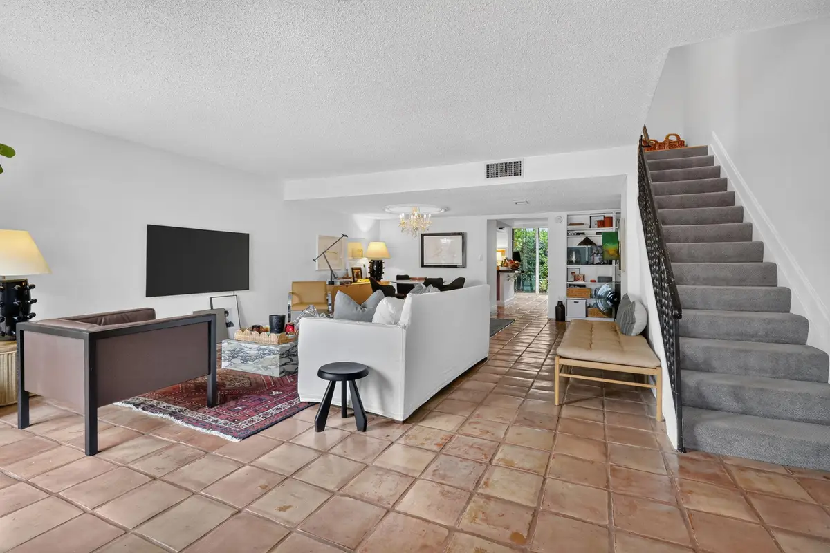 946 NE 24th Avenue #186, Hallandale Beach, FL 33009 - #1