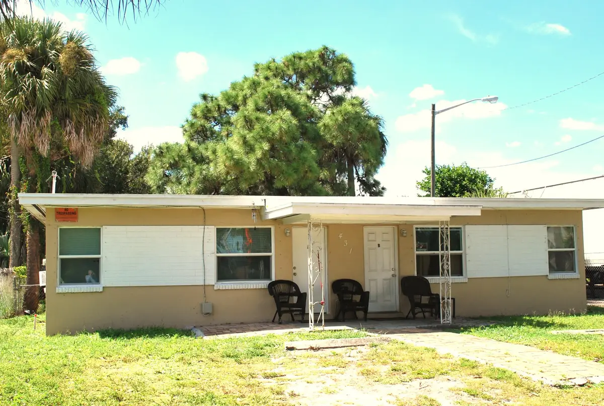431 N 13th Street, Fort Pierce, FL 34950 - #1