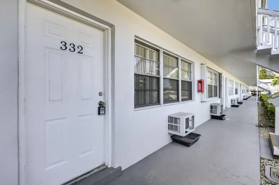 332 Northampton Q, West Palm Beach, FL 33417 - #2