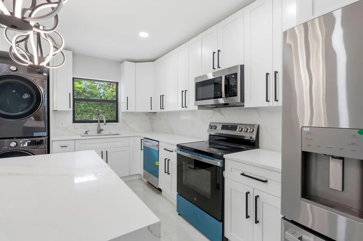 2975 NE 2nd Avenue, Boca Raton, FL 33431 - #1