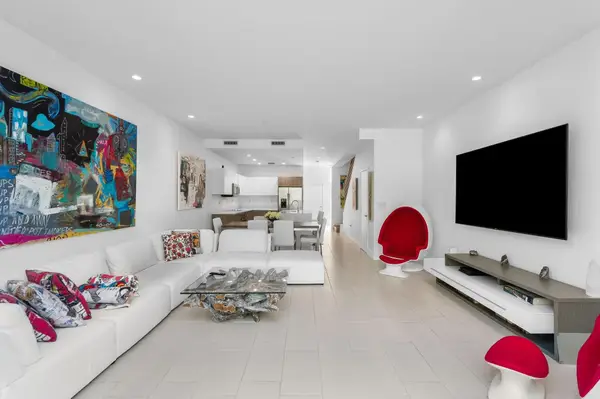 2477 NE 135th Street, North Miami, FL 33181