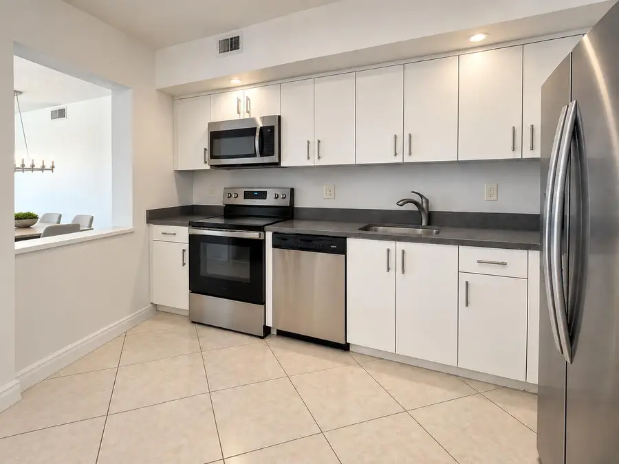 20355 NE 34 Court #828, Aventura, FL 33180 - #2