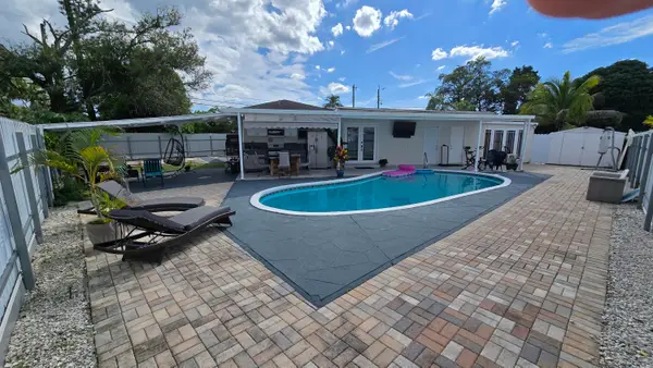 268 Holly Drive, West Palm Beach, FL 33415