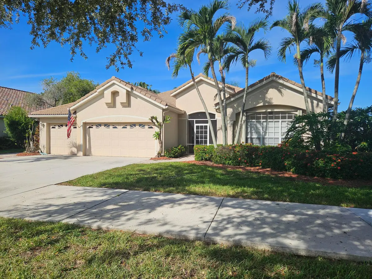 909 SW Lake Charles Circle, Port Saint Lucie, FL 34986 - #1
