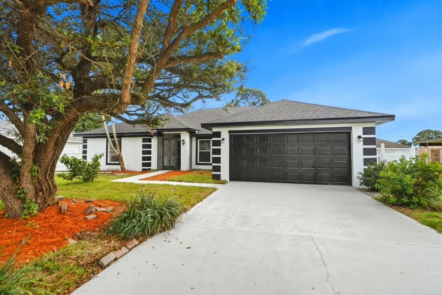 942 SW John Maccormack Terrace, Port Saint Lucie, FL 34953 - #3