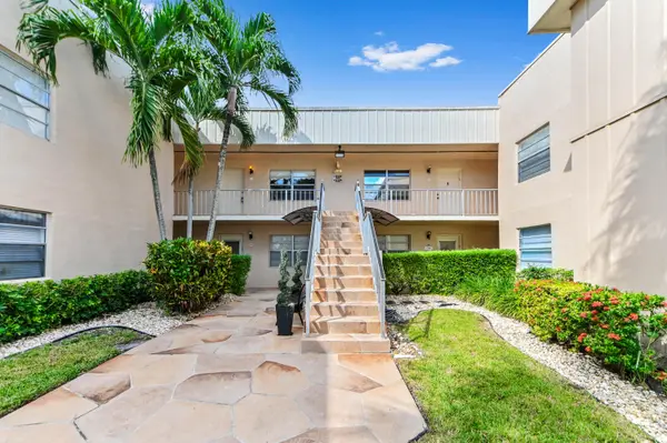 322 Normandy Lane, Delray Beach, FL 33484
