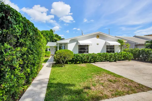 217 Pine Terrace, West Palm Beach, FL 33405