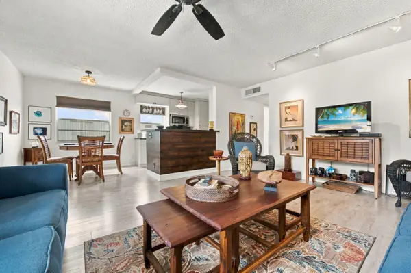 905 Normandy S, Delray Beach, FL 33484