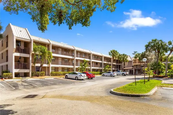 8751 Shadow Wood Boulevard #102, Coral Springs, FL 33071