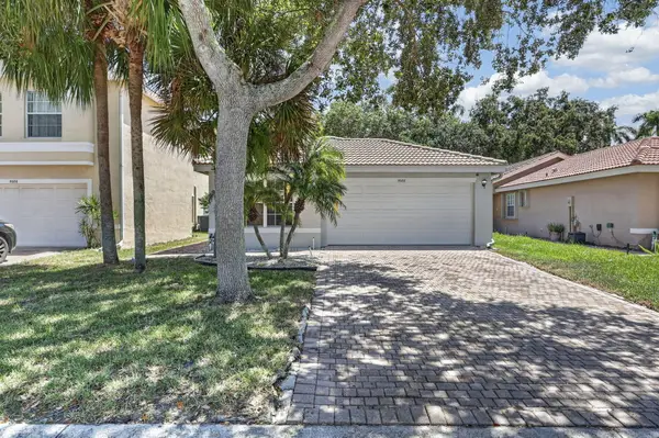 5088 Northern Lights Drive, Greenacres, FL 33463
