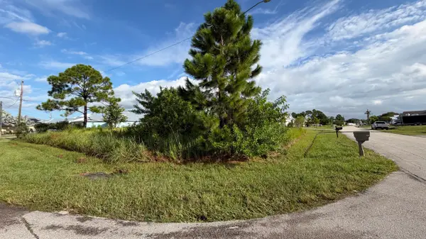1892 SW Lewis Street, Port St Lucie, FL 34987