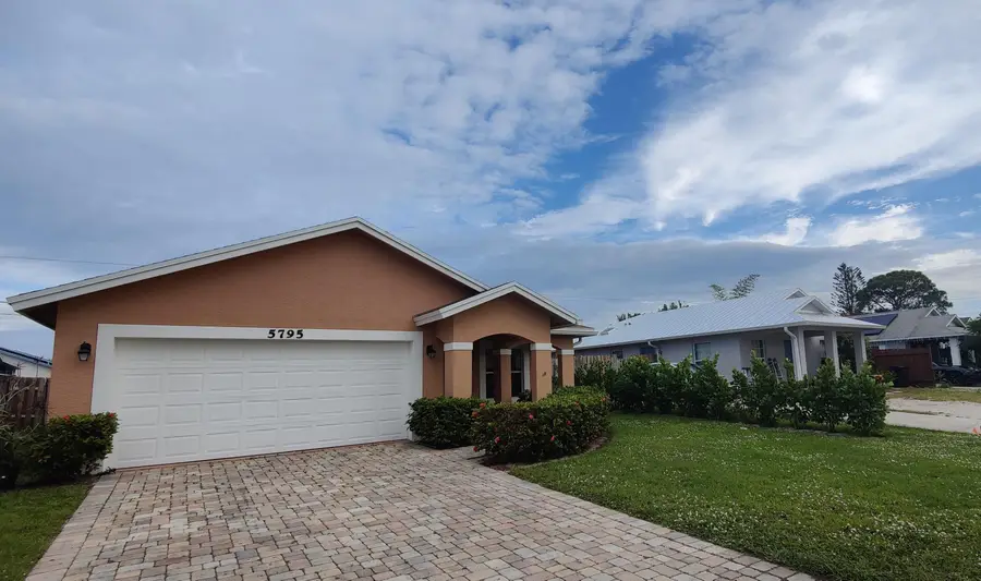 5795 SE Mitzi Lane, Stuart, FL 34997 - #2