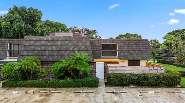 703 7th Terrace, Palm Beach Gardens, FL 33418
