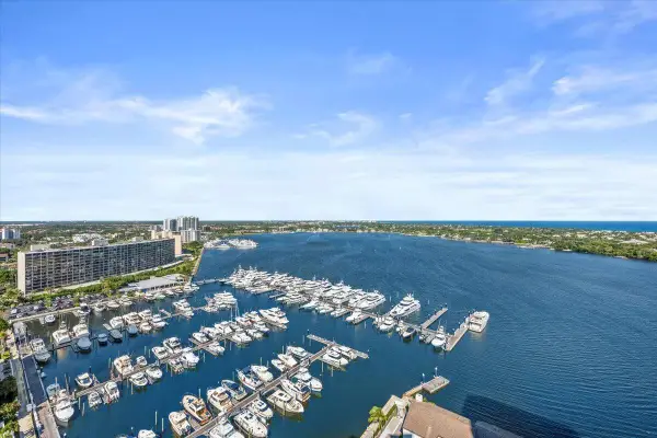 100 Lakeshore Drive #2156, North Palm Beach, FL 33408